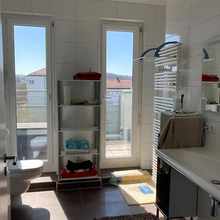 Helle, Neuwertige Penthouse-wohnung Apartamento Ratisbona